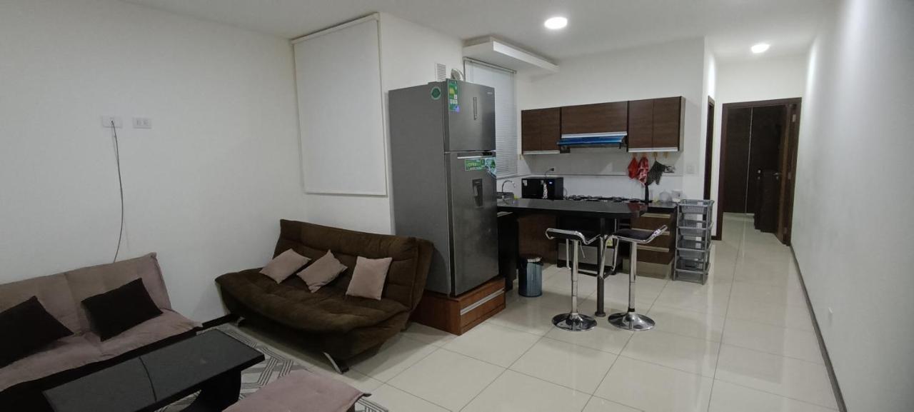 Apartamento Departamentoo Nuevo Amoblado Cerca A Uagrm, Con Excelente Vista Santa Cruz de La Sierra Exterior foto
